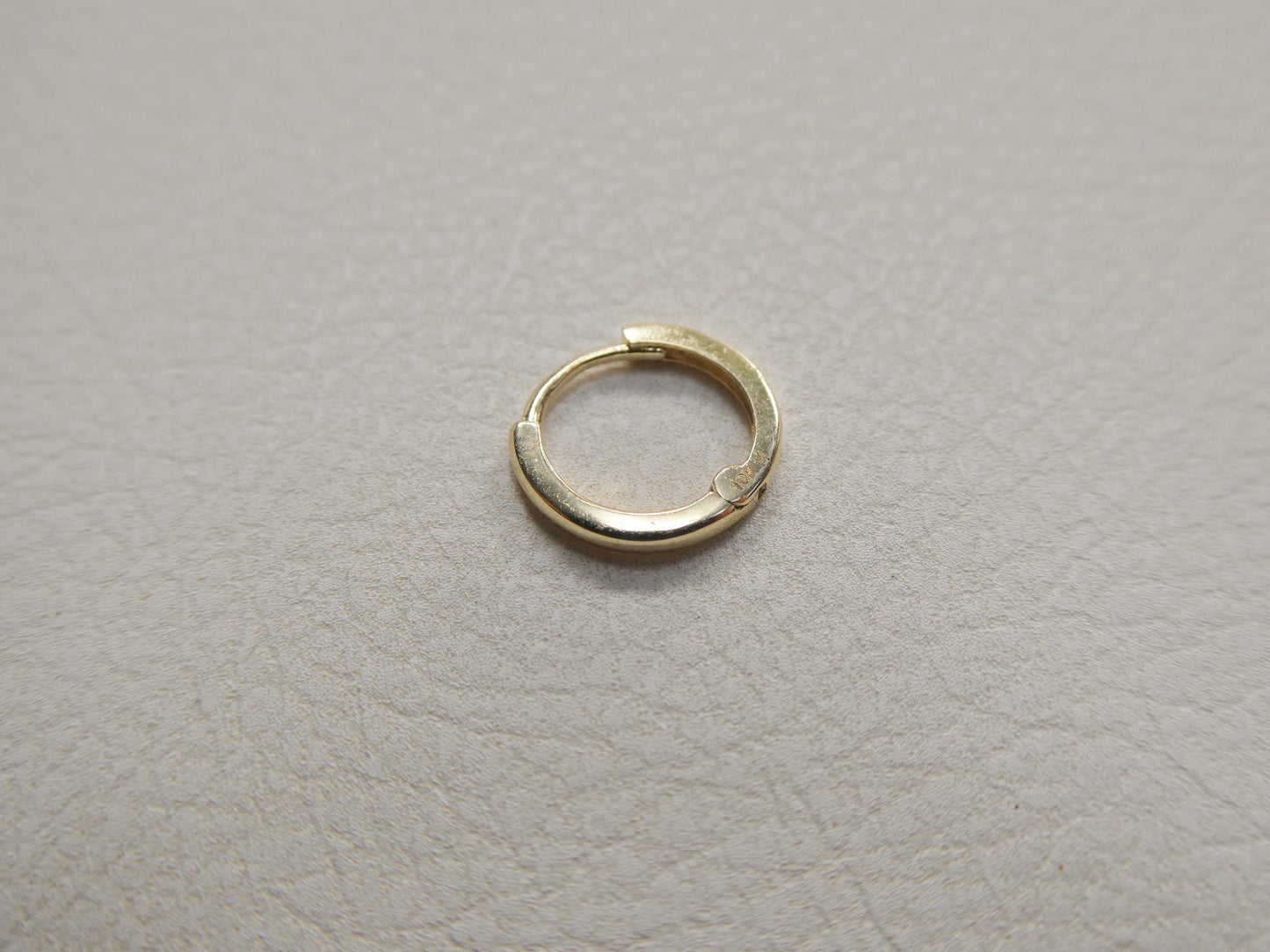 real 10k solid yellow gold 10mm 1.5MM THICKNESS plain hoop huggie earrings
