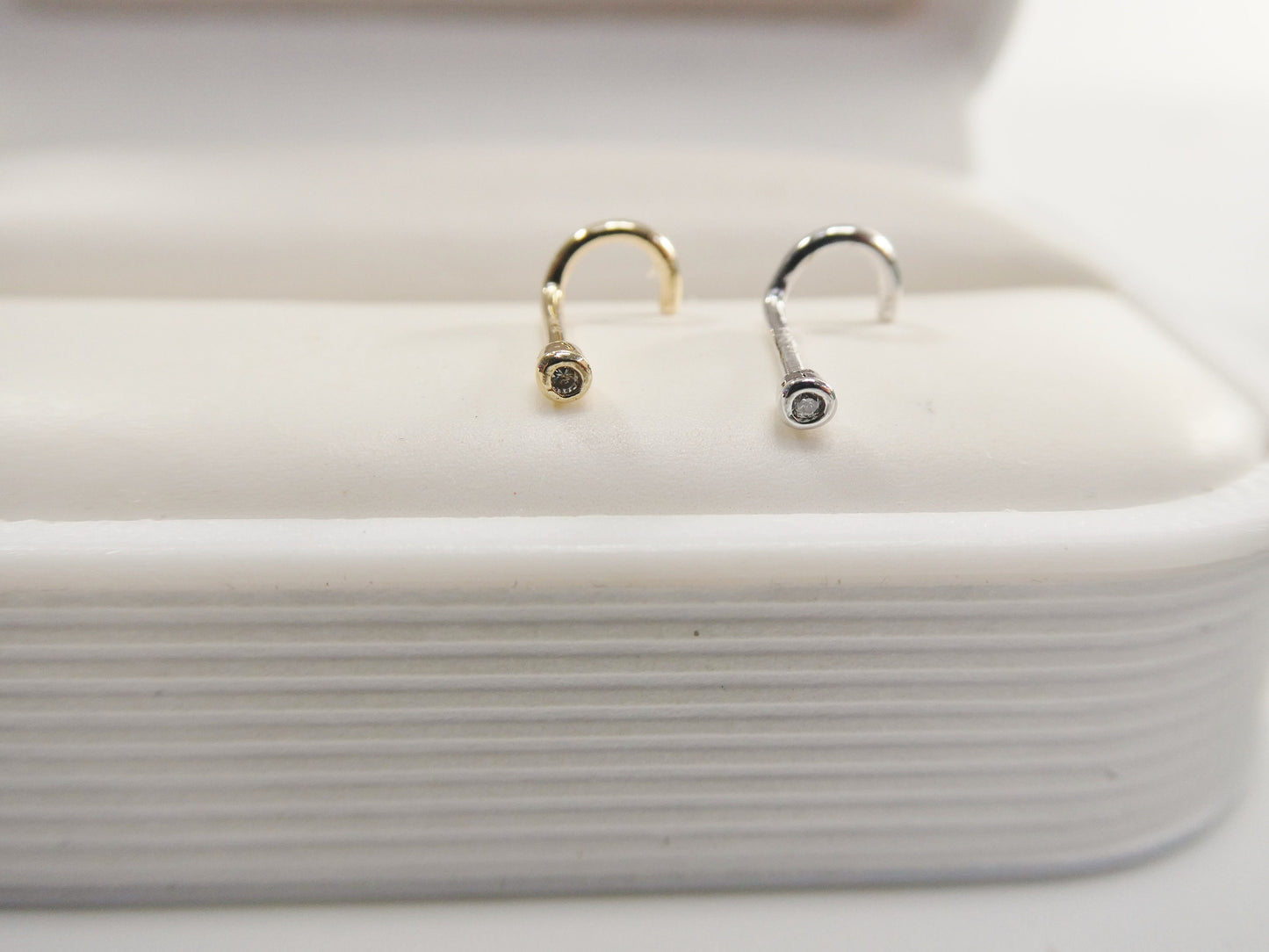 14k real solid yellow gold real diamond stone twist nose ring