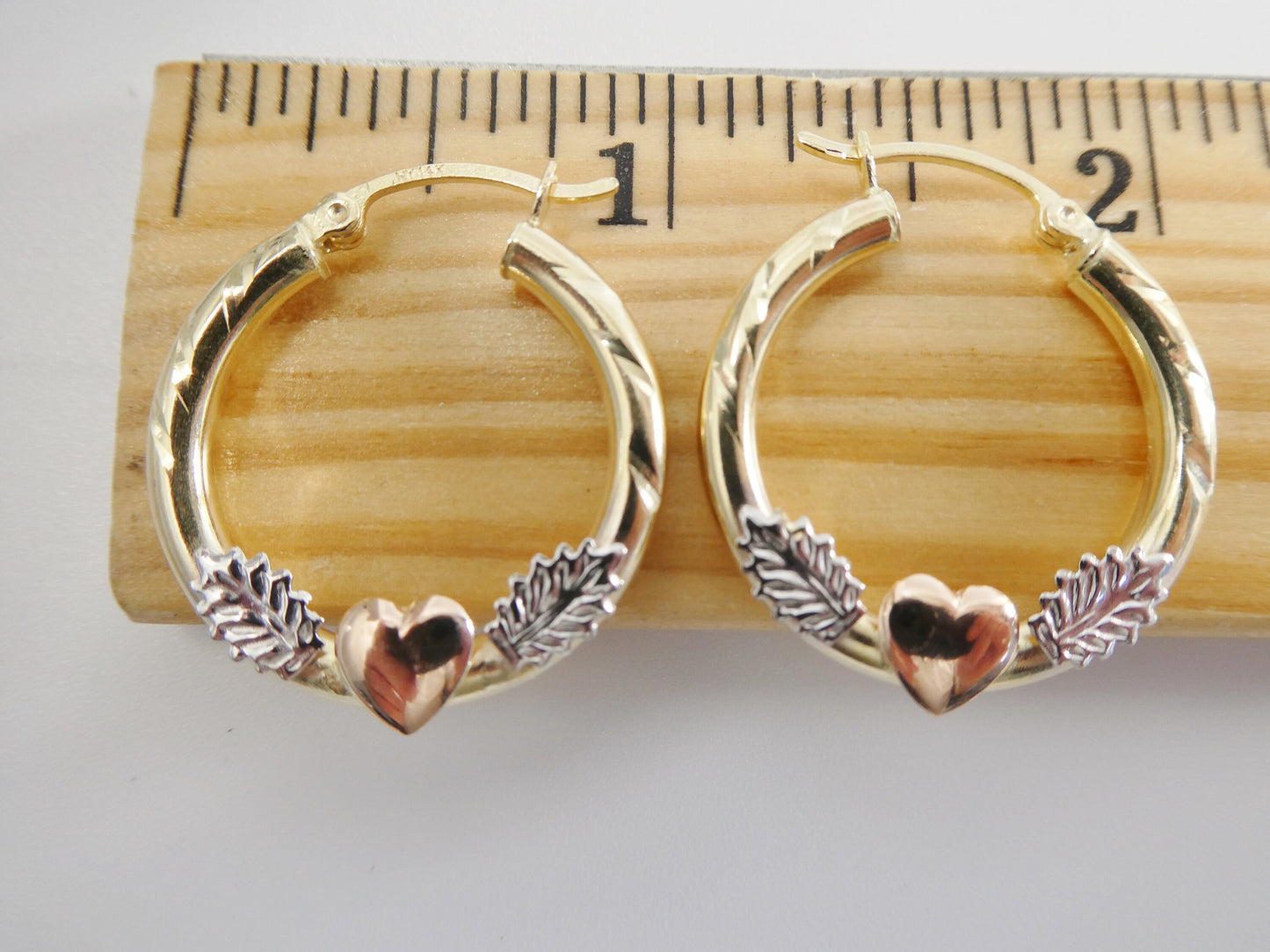 14K Solid Gold Hoop Earrings: Tri-Color Heart Center, 20/25mm