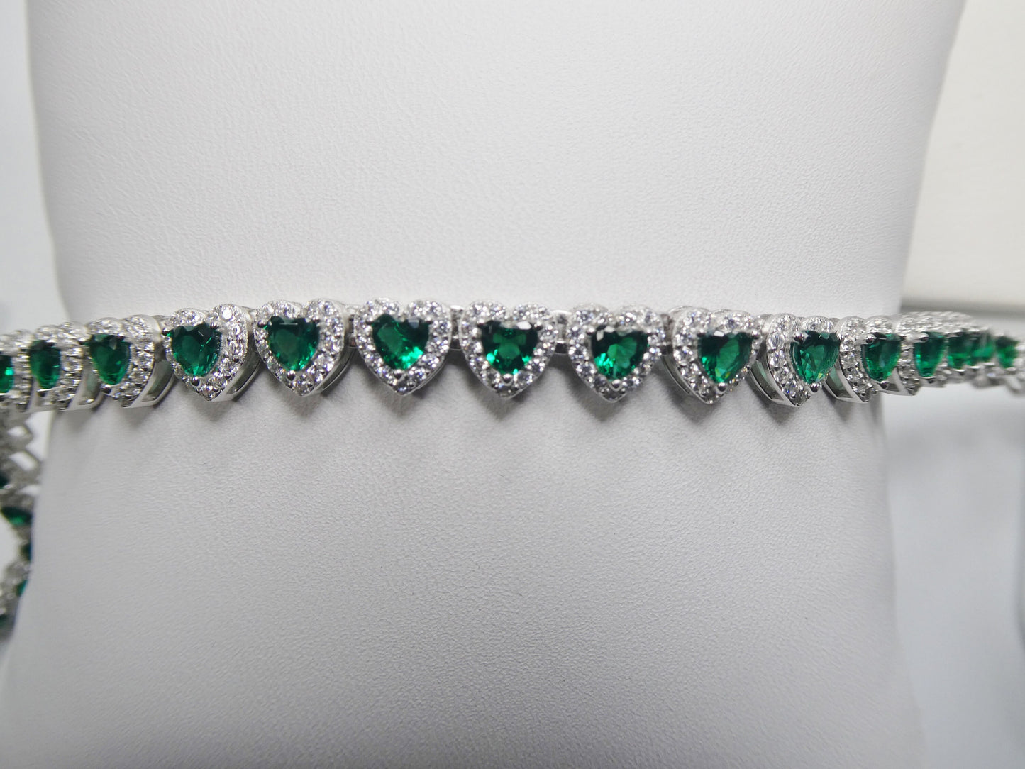 real  925 sterling silver heart emerald stone color necklace