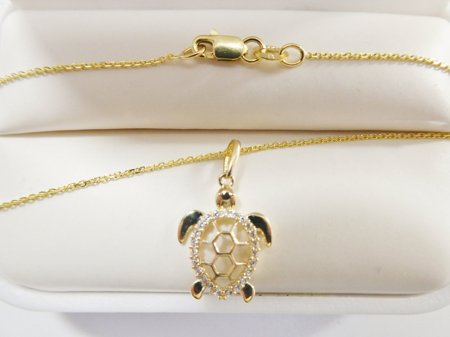 14k real solid yellow gold turtle pendent and cable necklace
