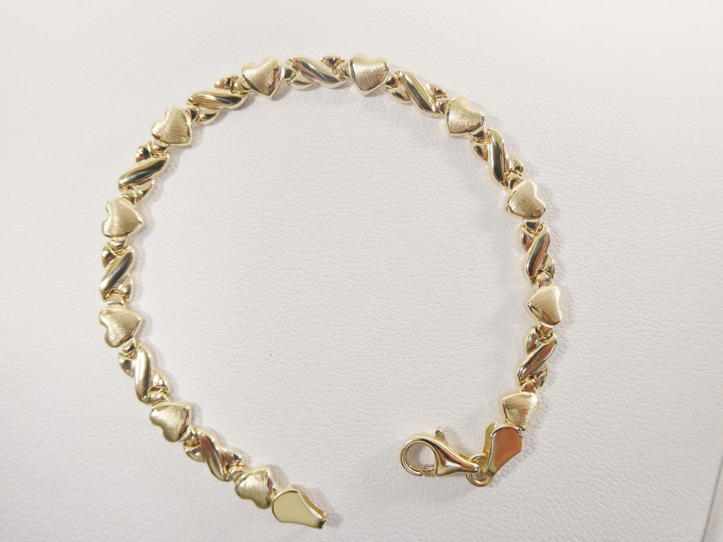real 10k solid yellow gold 6 /7 inch children/women xo heart bracelet