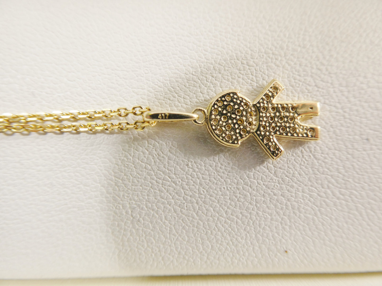 10k real solid yellow gold small boy pendent and 18 inch cable necklace