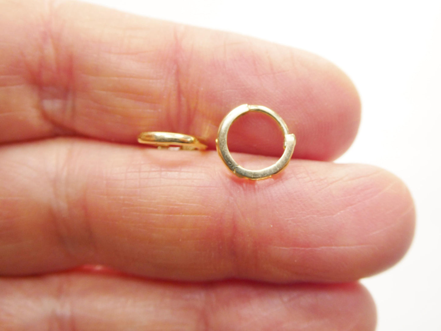 real 10k solid yellow gold 10mm 1.5MM THICKNESS plain hoop huggie earrings