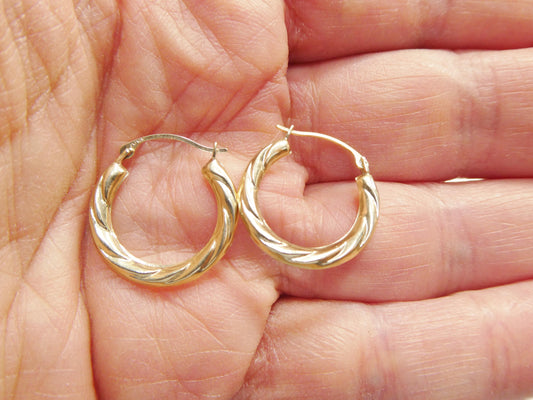 10k real solid yellow gold 18MM classic design hoop earrings
