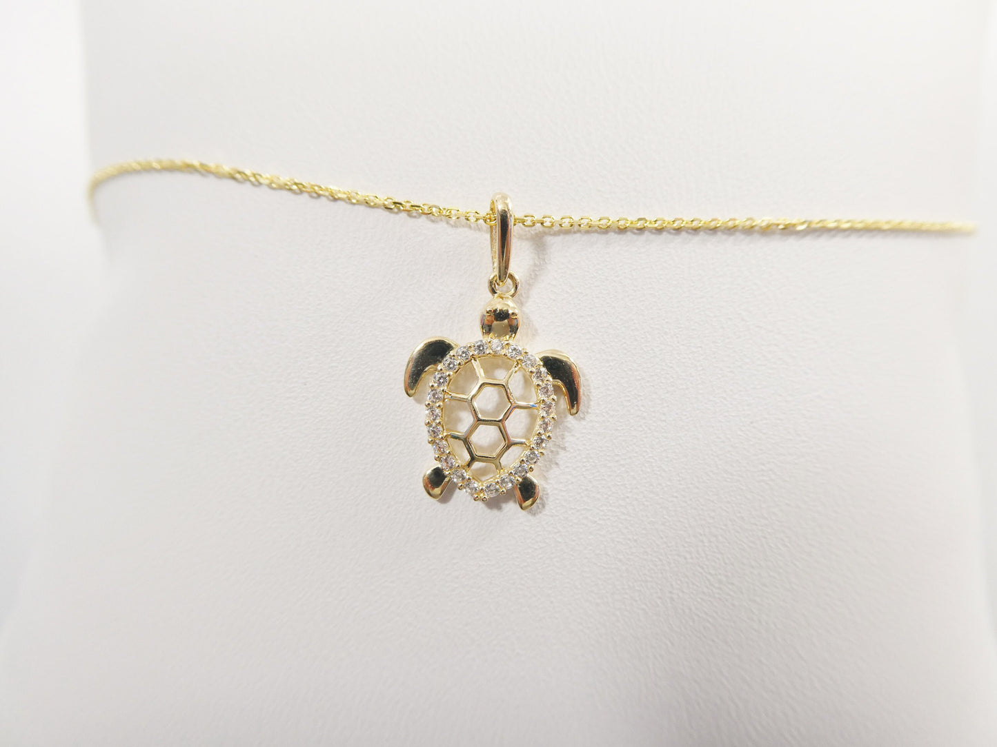 14k real solid yellow gold turtle pendent and cable necklace