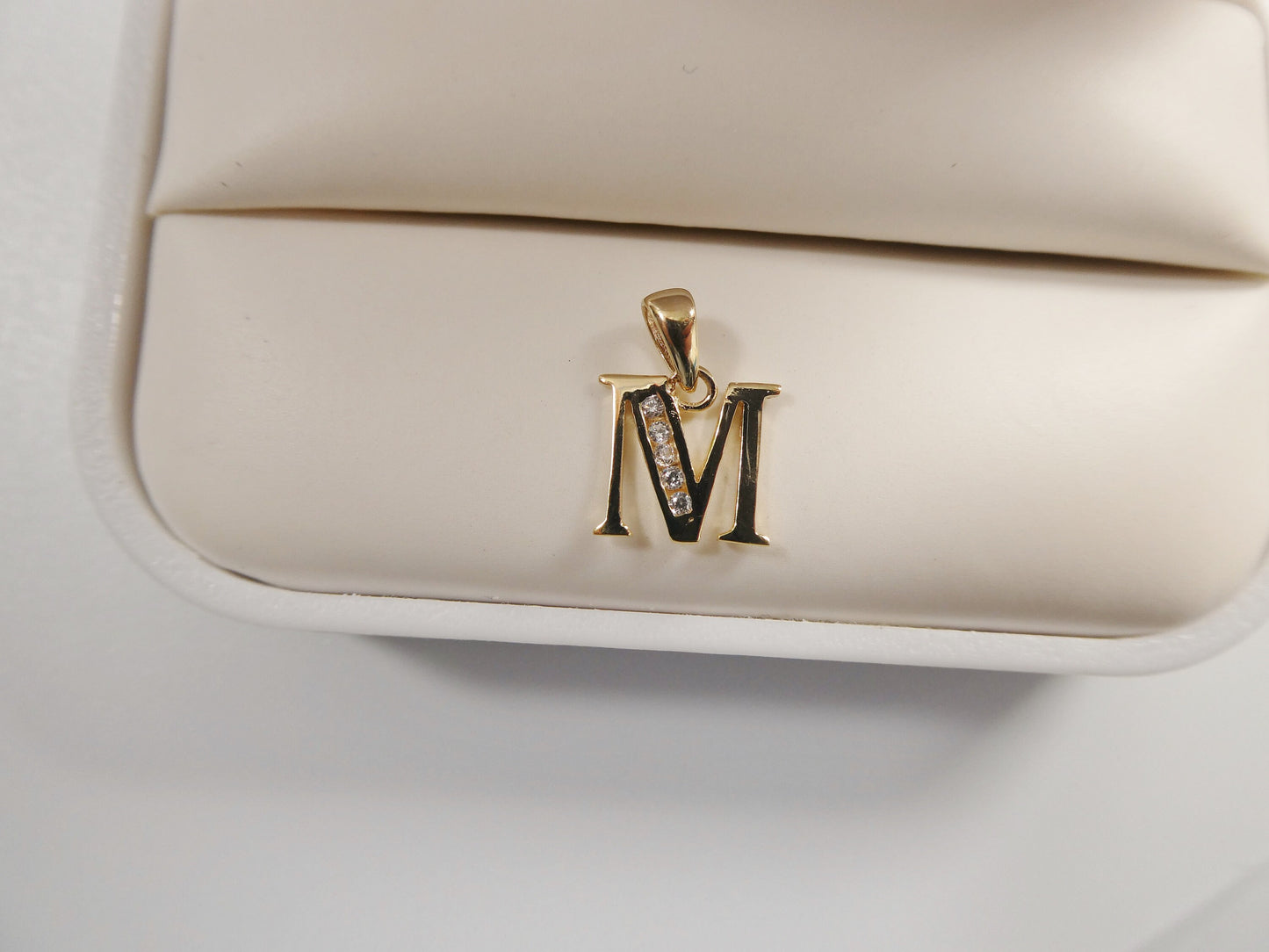 10k real solid yellow gold small initial alphabet pendent charm