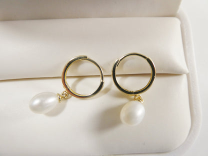 Real 10k Solid Yellow Gold Dangling Cultured Freshwater Pearl  Plain Hoop Huggie Earrings