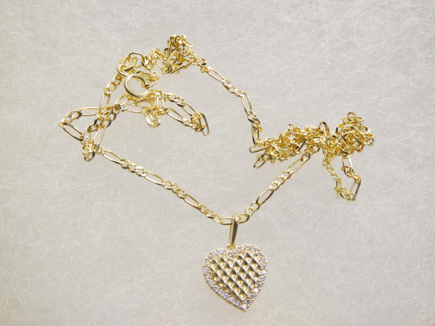 10k real solid yellow gold 18 inch solid figaro chain and heart pendent set