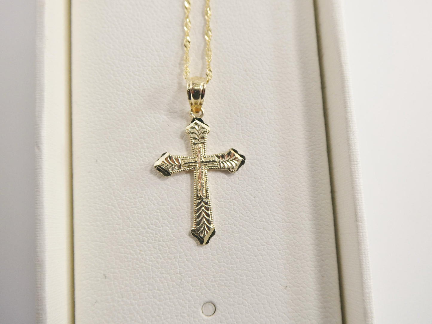 10k Yellow Gold Singapore Chain & Cross Pendant Necklace: 16 inch