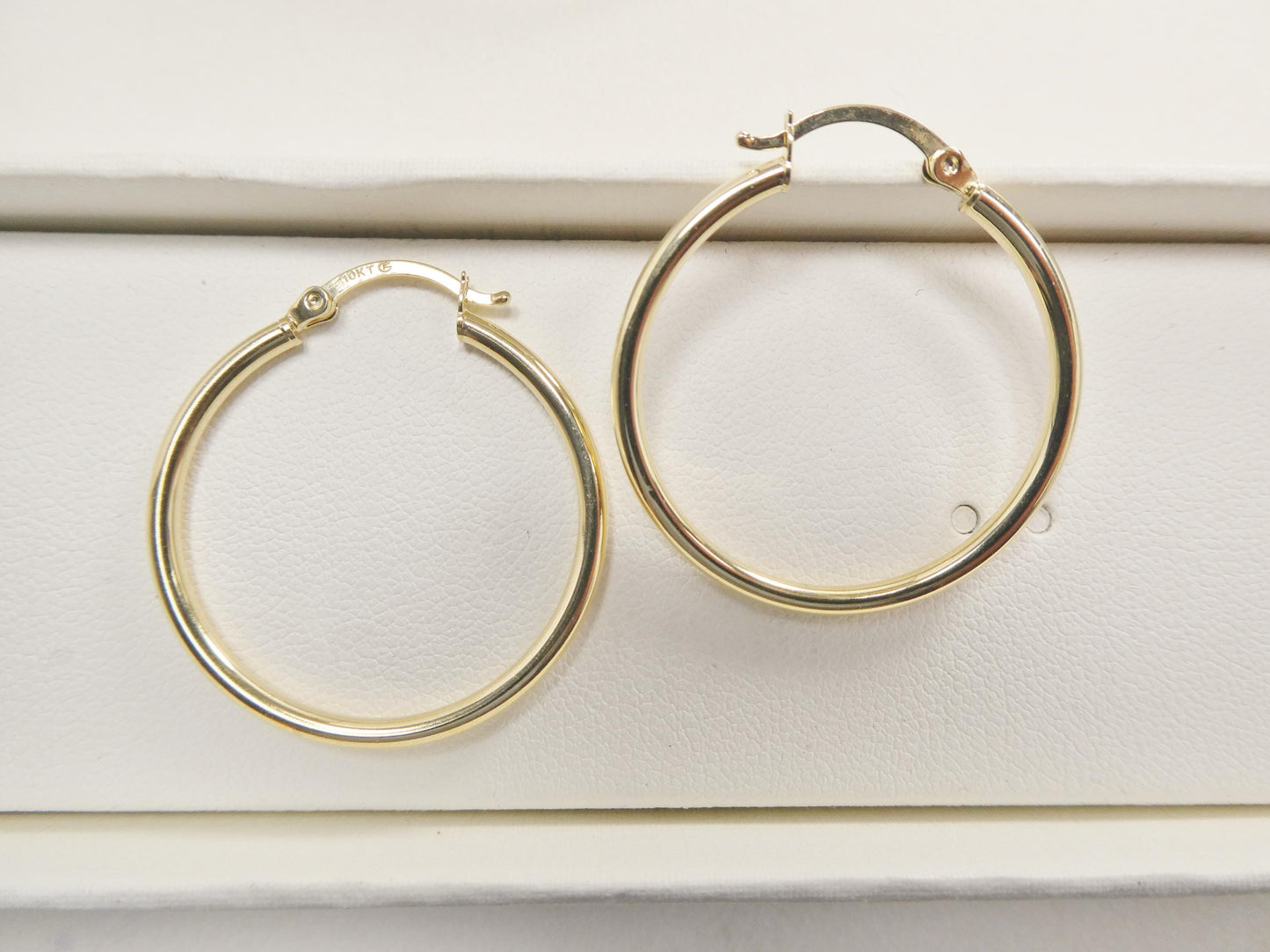 real 10k solid yellow gold plain high polish 25 / 30mm hoop huggie earrings