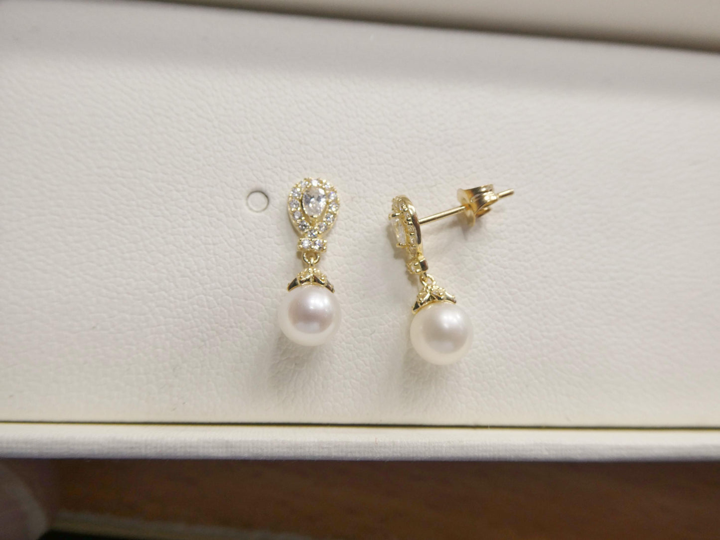 real 10k solid yellow gold cultured freshwater pearl push post earrings
