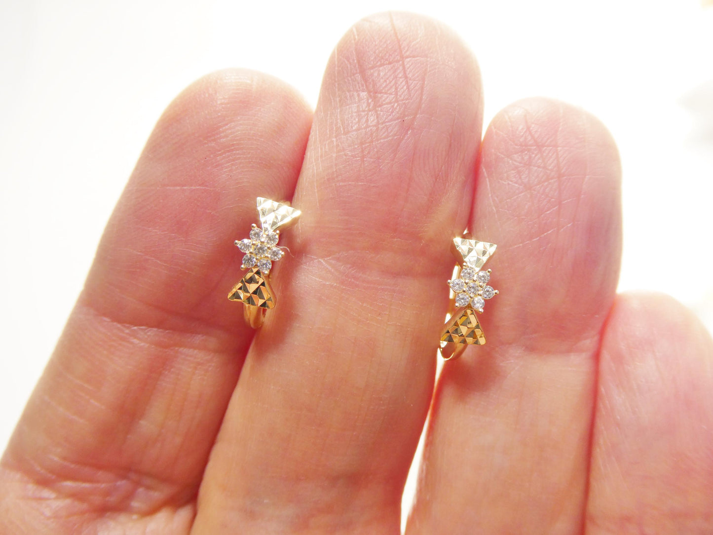 real 10k solid yellow gold designer bow flower hoop huggie earrings