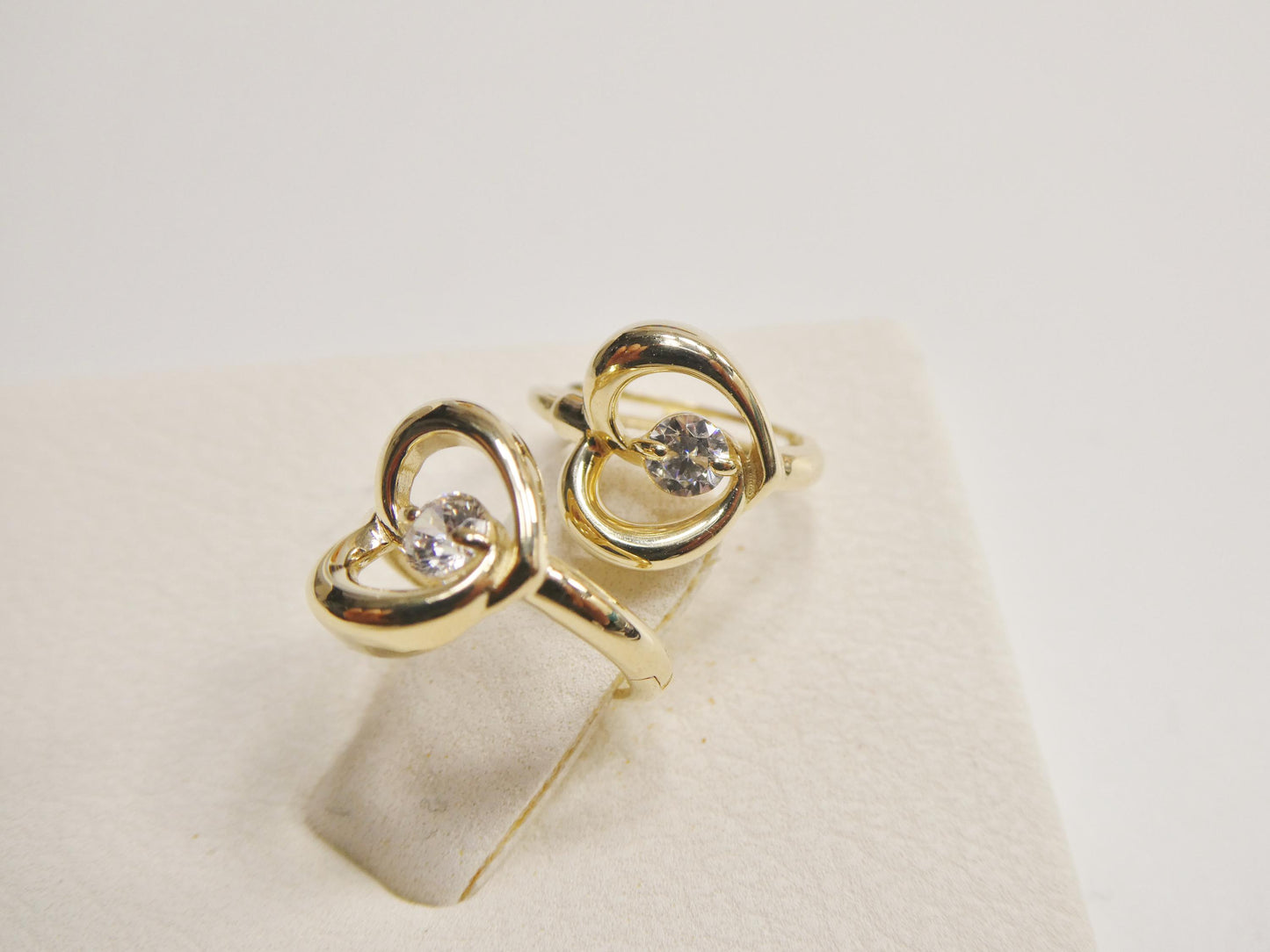 real 10k solid yellow gold designer heart earrings