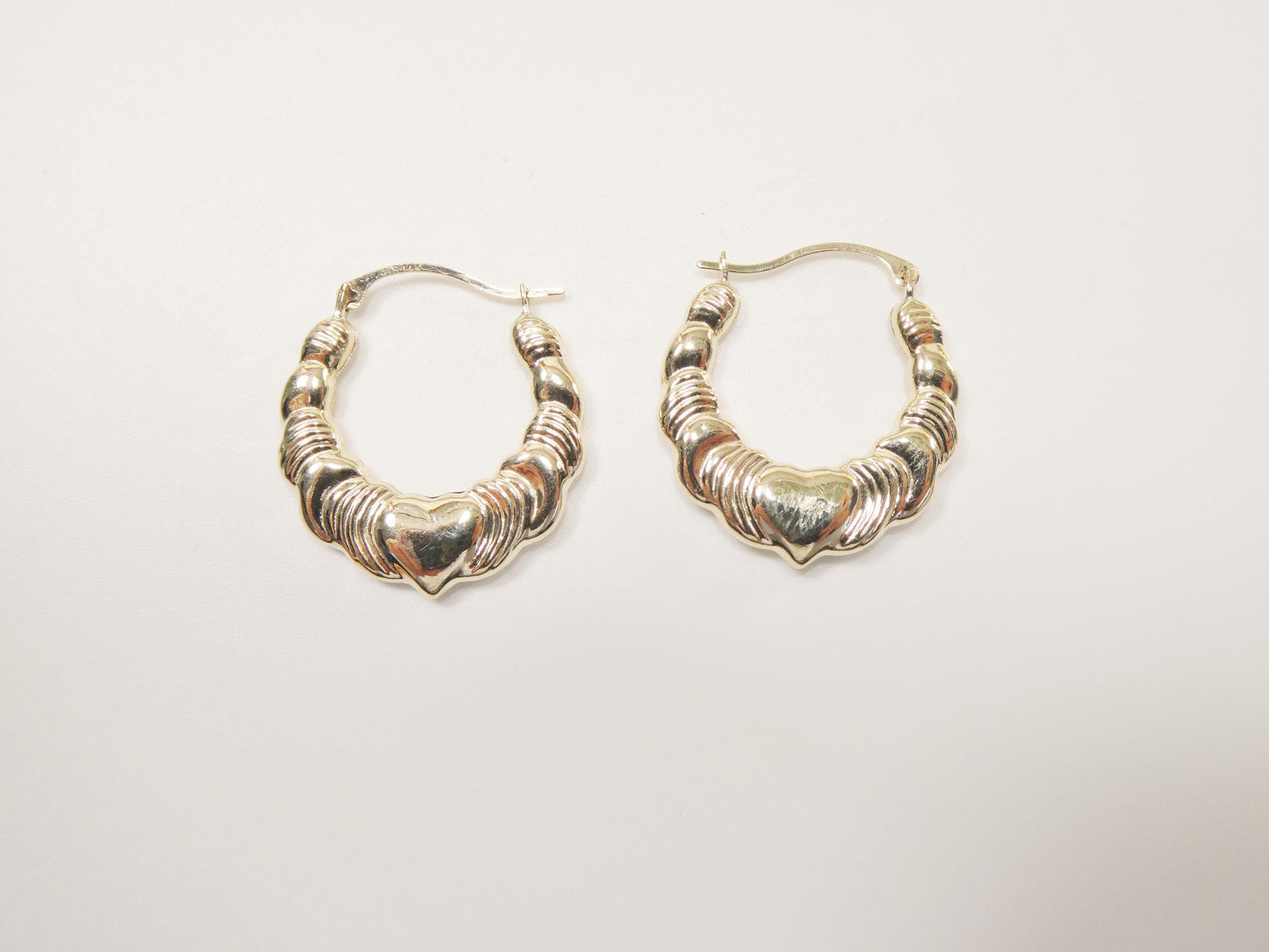 women 10k real solid yellow gold heart hoop earrings