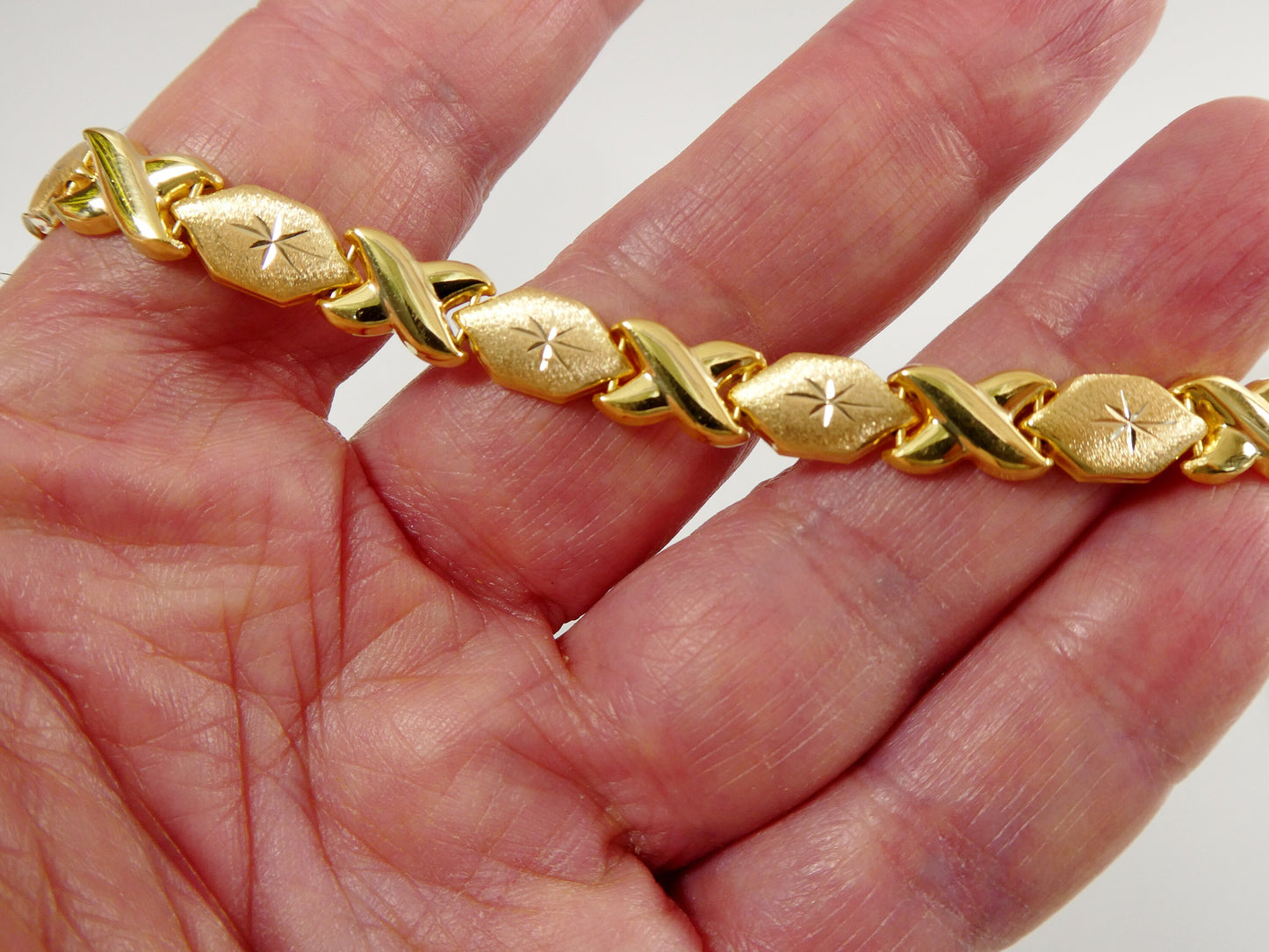 6.5 inch 7 inch xoxo stampato bracelet all yellow tone 14k yellow gold color finish over real 925 sterling silver