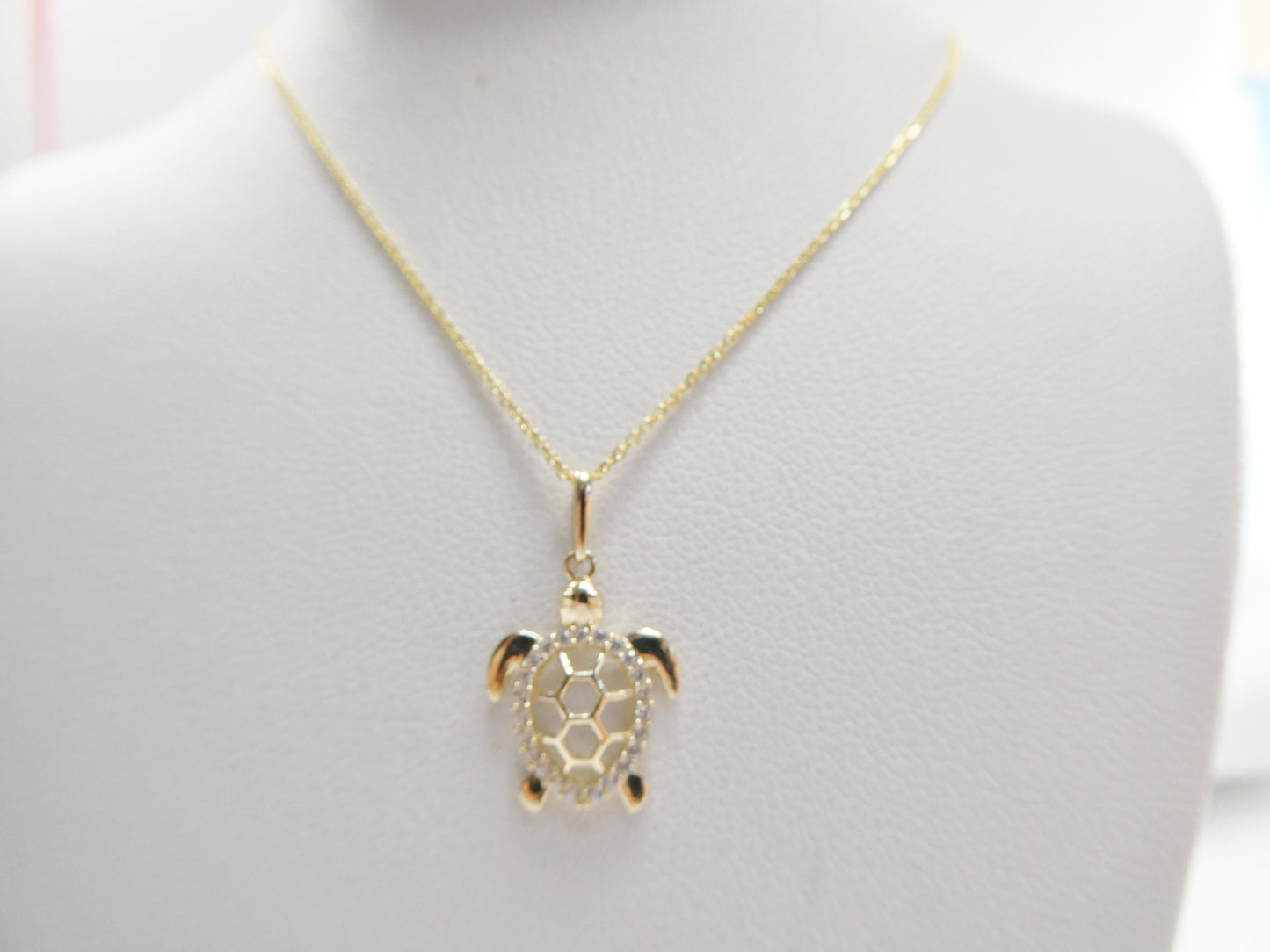 14k real solid yellow gold turtle pendent and cable necklace