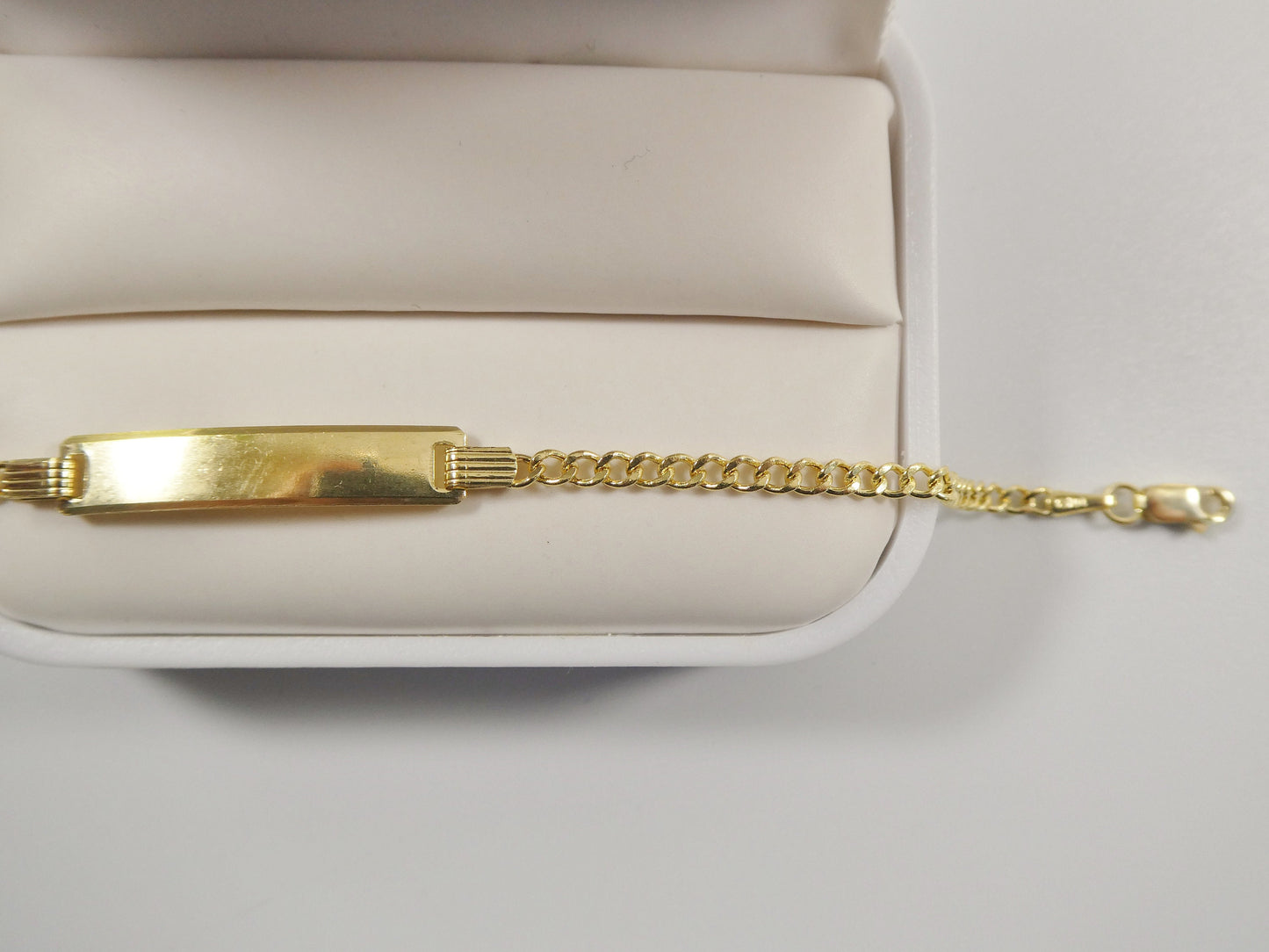 real 10k solid yellow gold 5.5 inch curb style baby bracelet