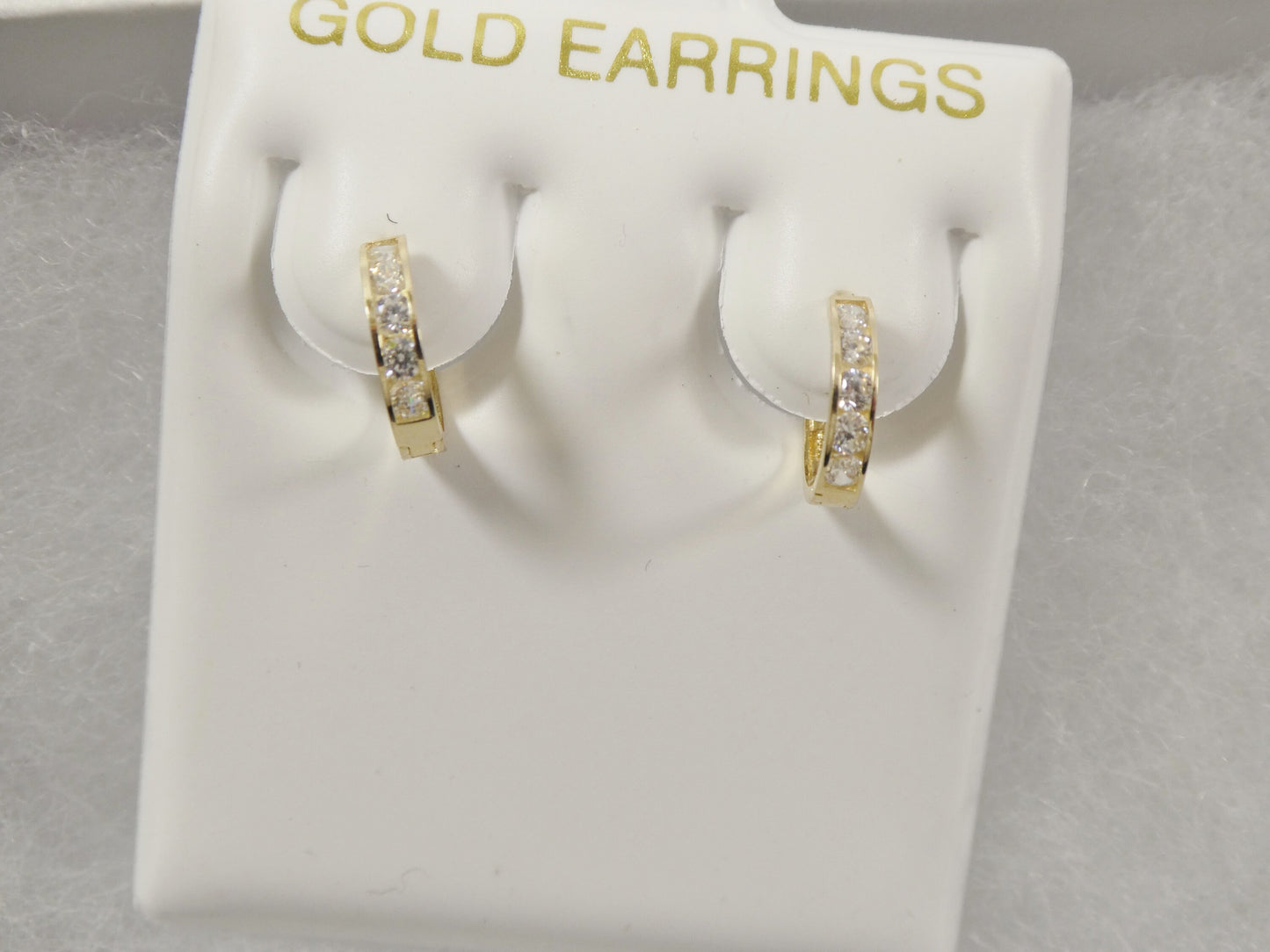 real 10k solid yellow gold small 9mm prong setting huggie hoop earrings