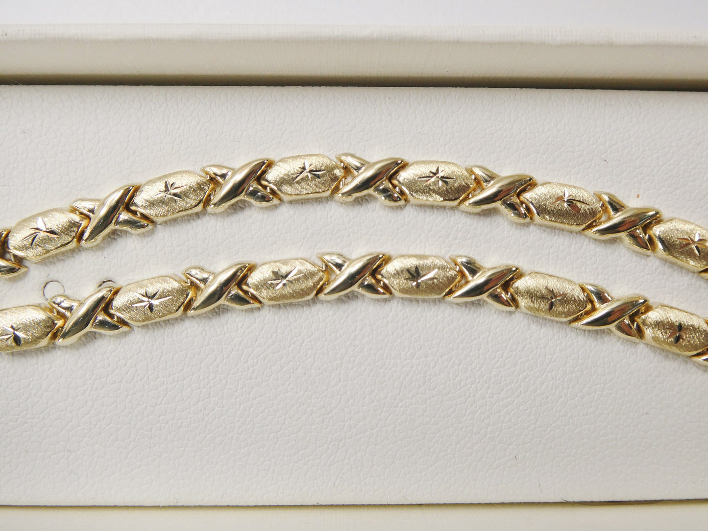 real 10k solid yellow gold 5.5/ 6.5 inch children/women xo bracelet