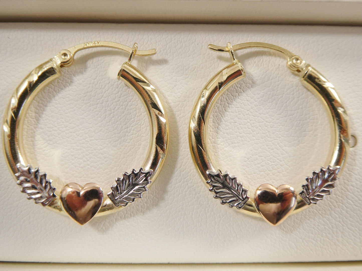 14K Solid Gold Hoop Earrings: Tri-Color Heart Center, 20/25mm