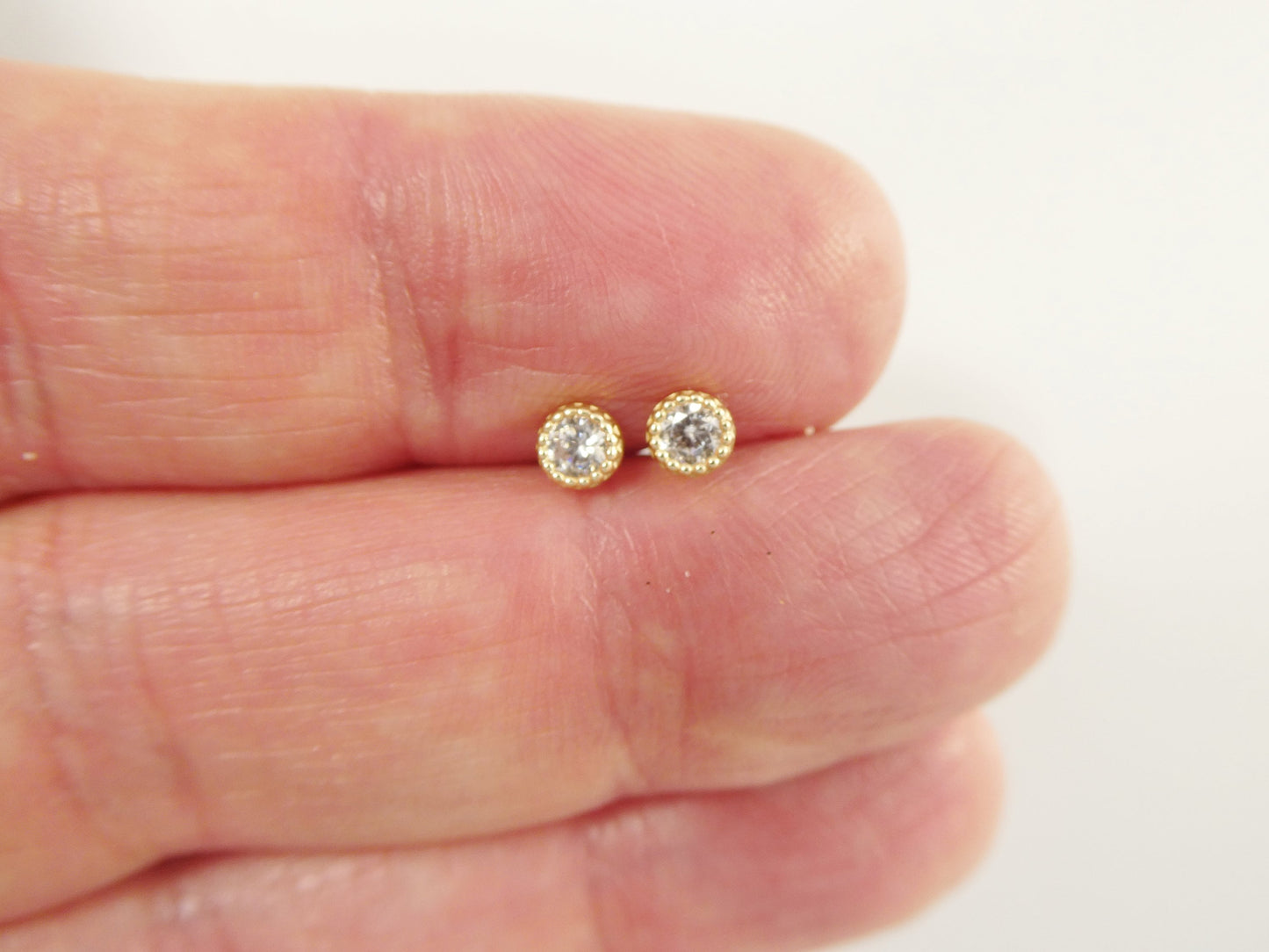 real 10k solid yellow gold push post 3mm stone small stud earrings