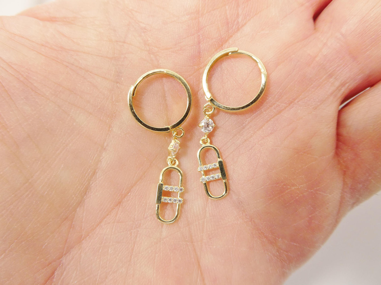real 10k solid yellow gold paperclip dropping earrings