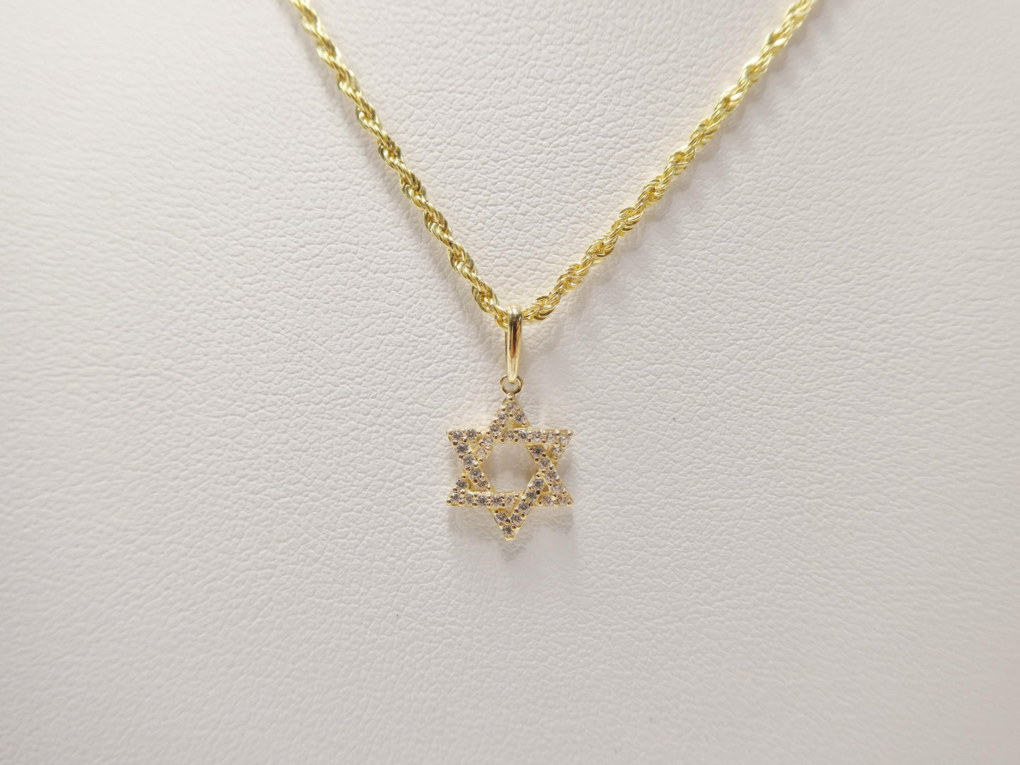 14k real solid yellow gold star David pendent and rope necklace