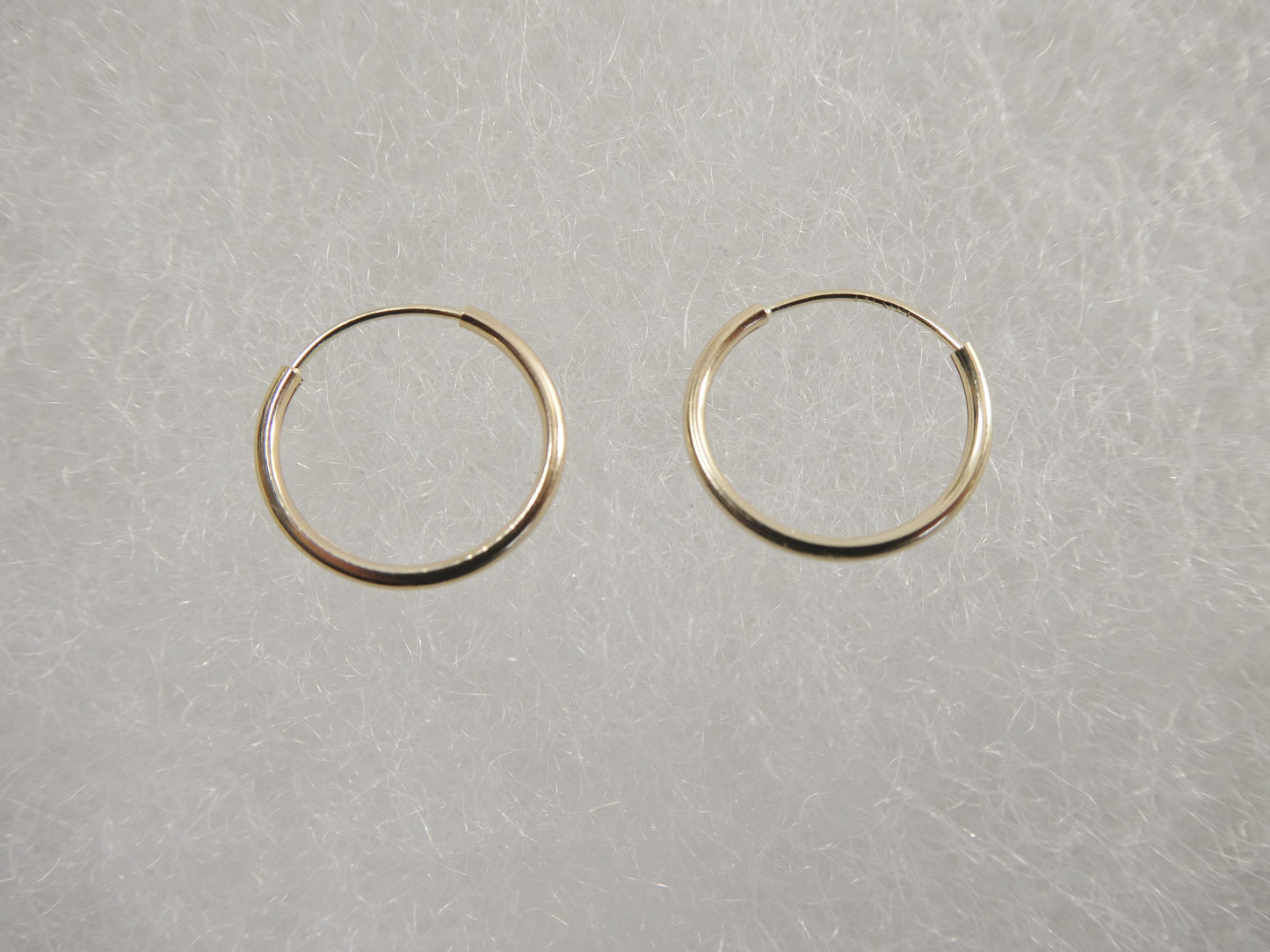 real 14k solid yellow gold 12mm endless small hoop lightweight hoop earring