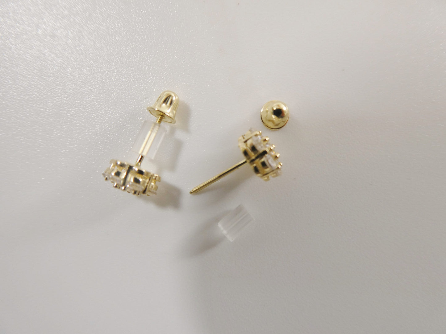 real 10k solid yellow gold screw post flower stud earrings