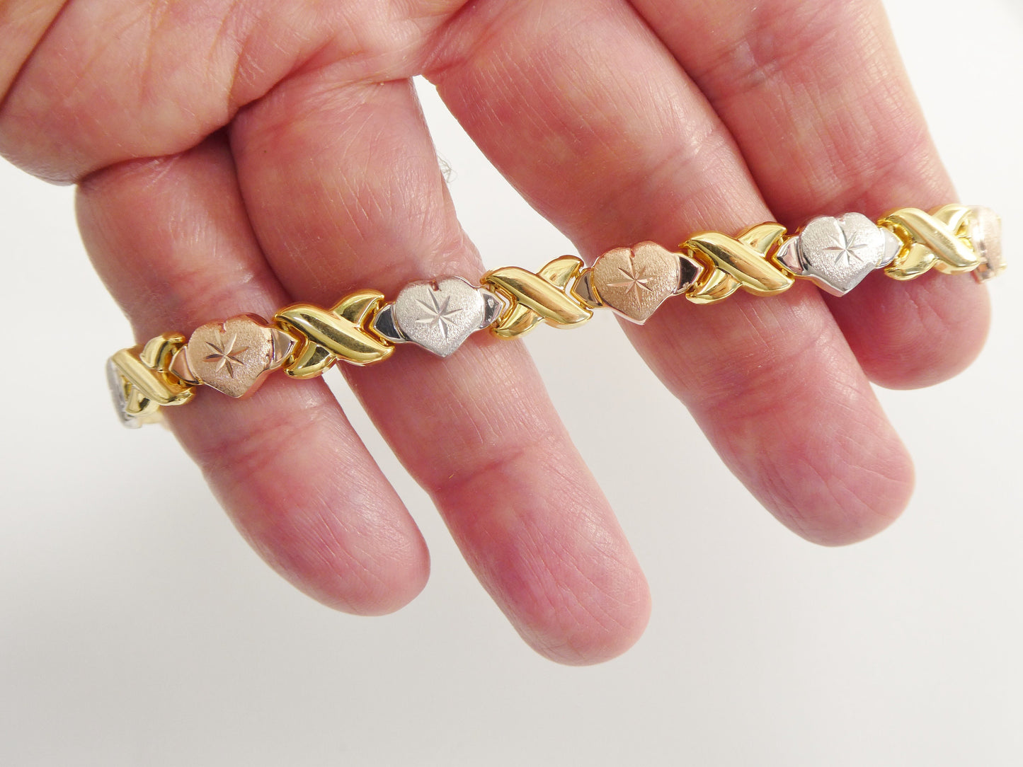 6.5 7/ 8 inch xoxo heart stampato bracelet tri color tone 14k yellow gold color finish over real 925 sterling silver