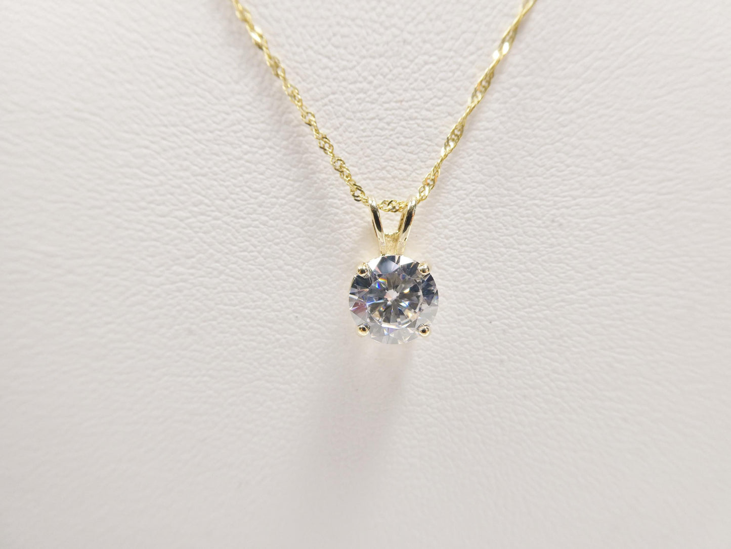 10k real solid yellow gold 16 inch chain and round stone solitaire pendent set