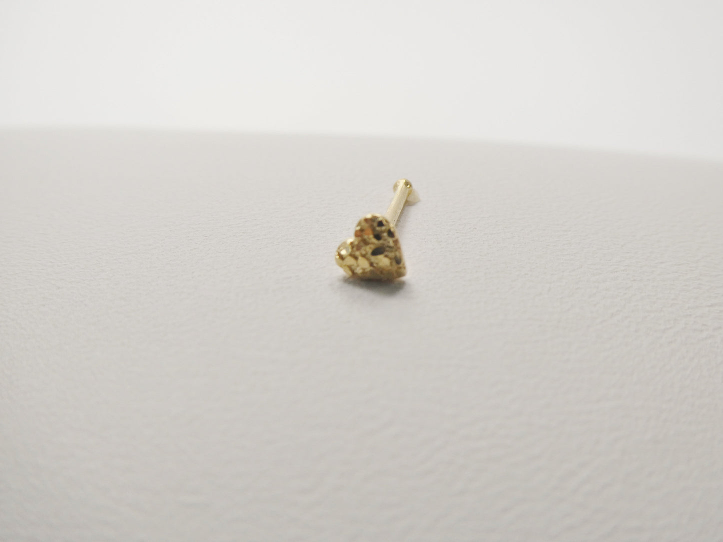 14k real solid yellow gold heart nose stud ring