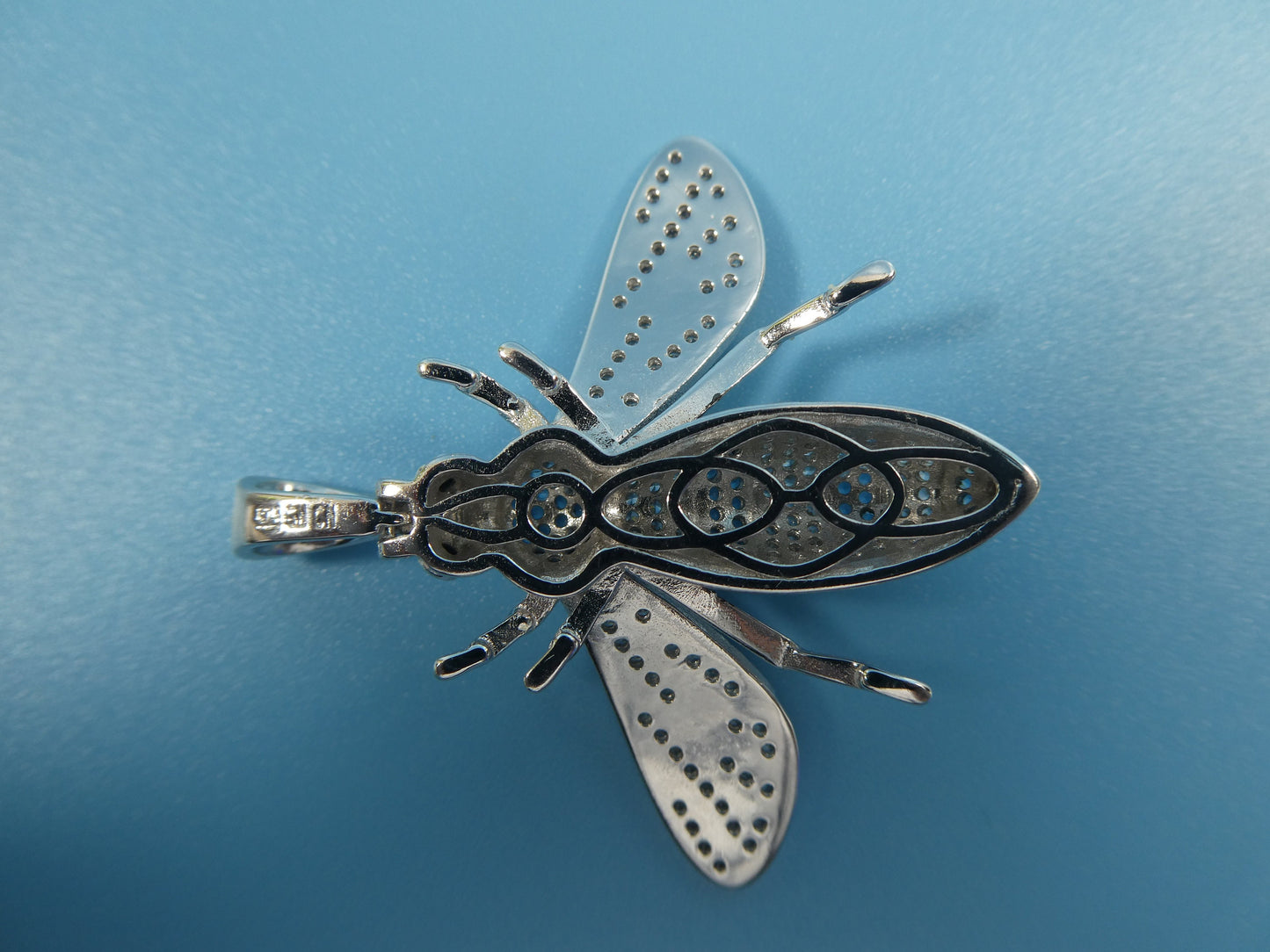real solid 925 sterling silver large honey bee pendent
