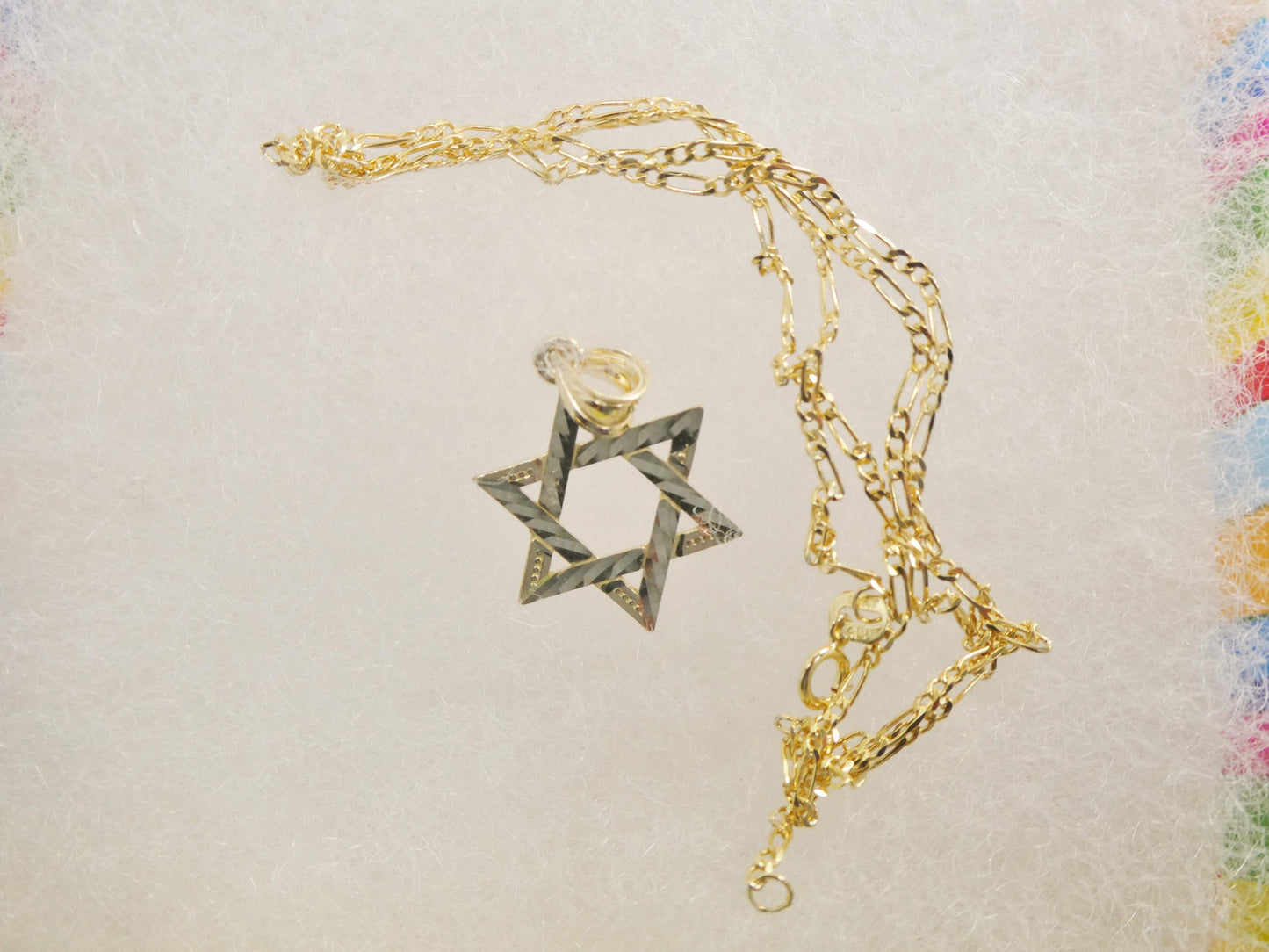 10k Yellow Gold Star of David Pendant Necklace: 18 inch Figaro Chain