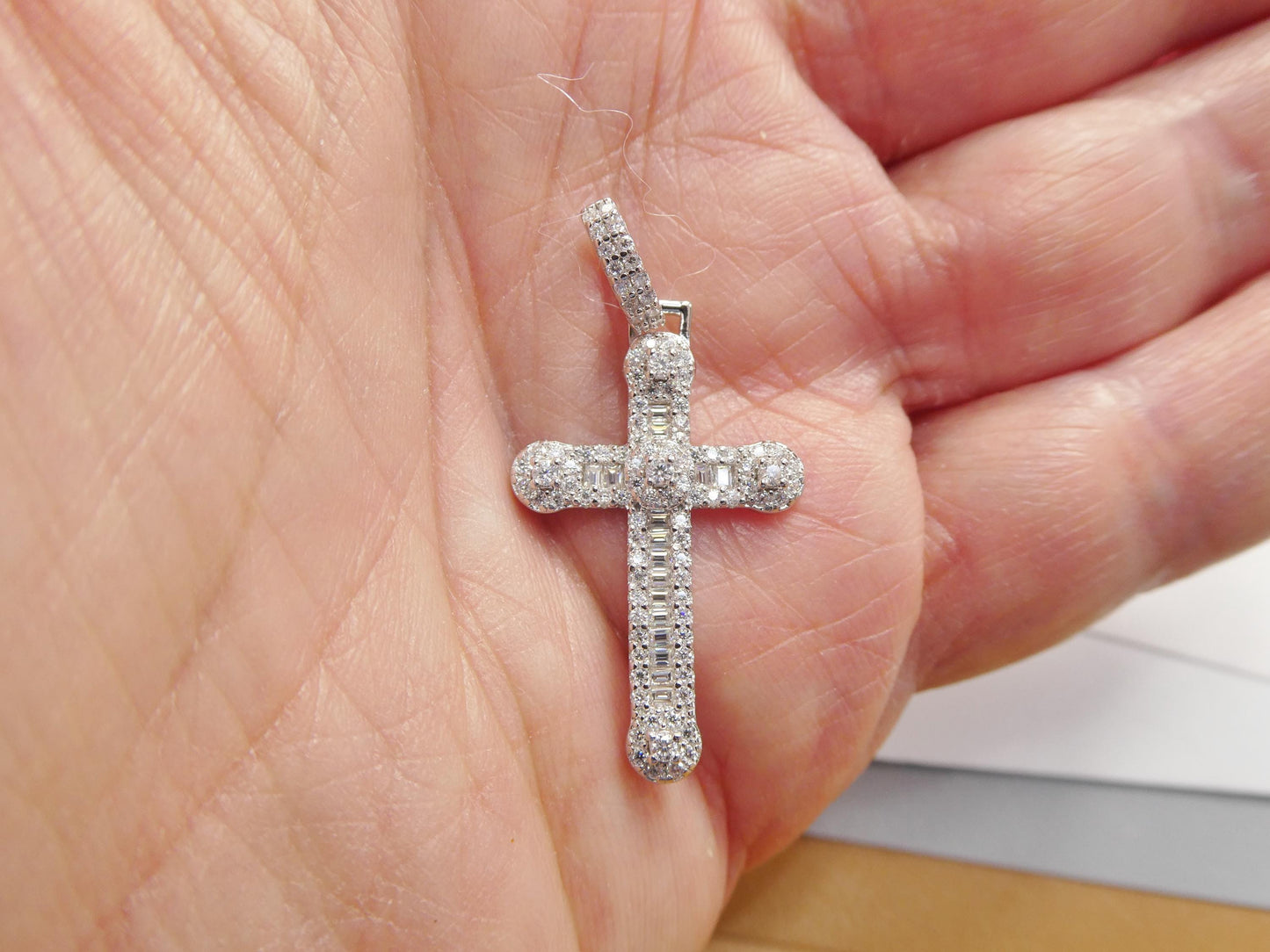 real 925 sterling silver 18 inch flat chain and moissanite cross pendent charm