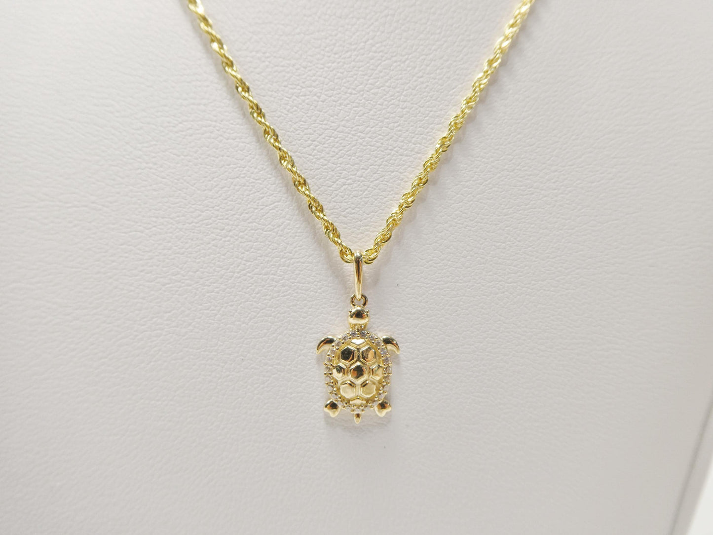 14k real solid yellow gold turtle pendent and rope necklace