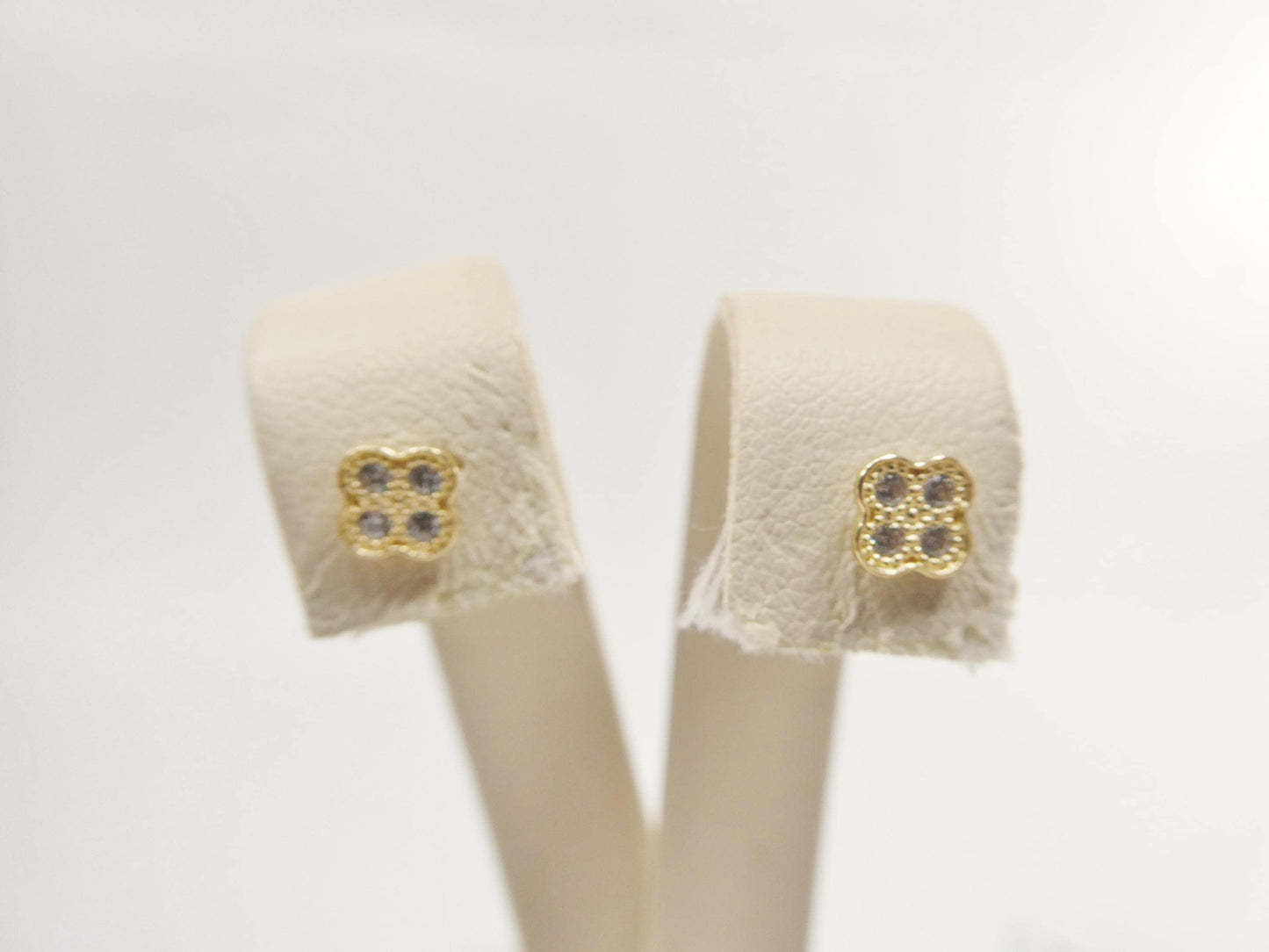 real 10k solid yellow gold small flower push post stud earrings