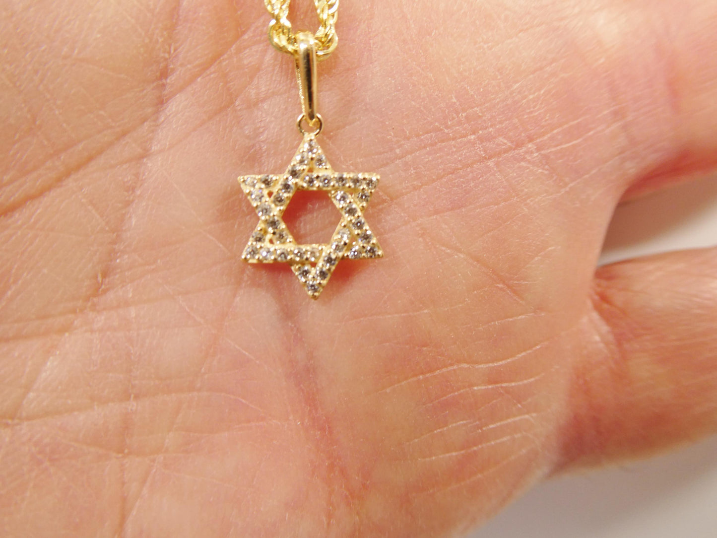 14k real solid yellow gold star David pendent and rope necklace