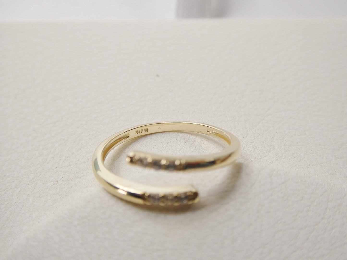 10k solid yellow gold women girl bypass ring