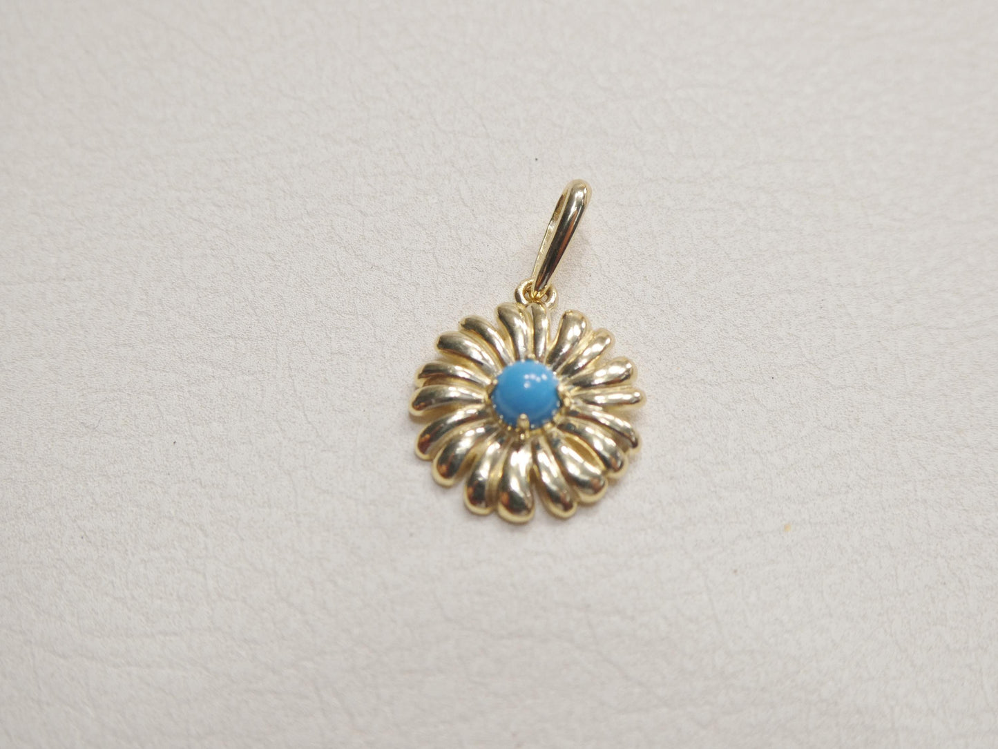 10k Yellow Gold Singapore Chain Necklace flower turquoise Pendant
