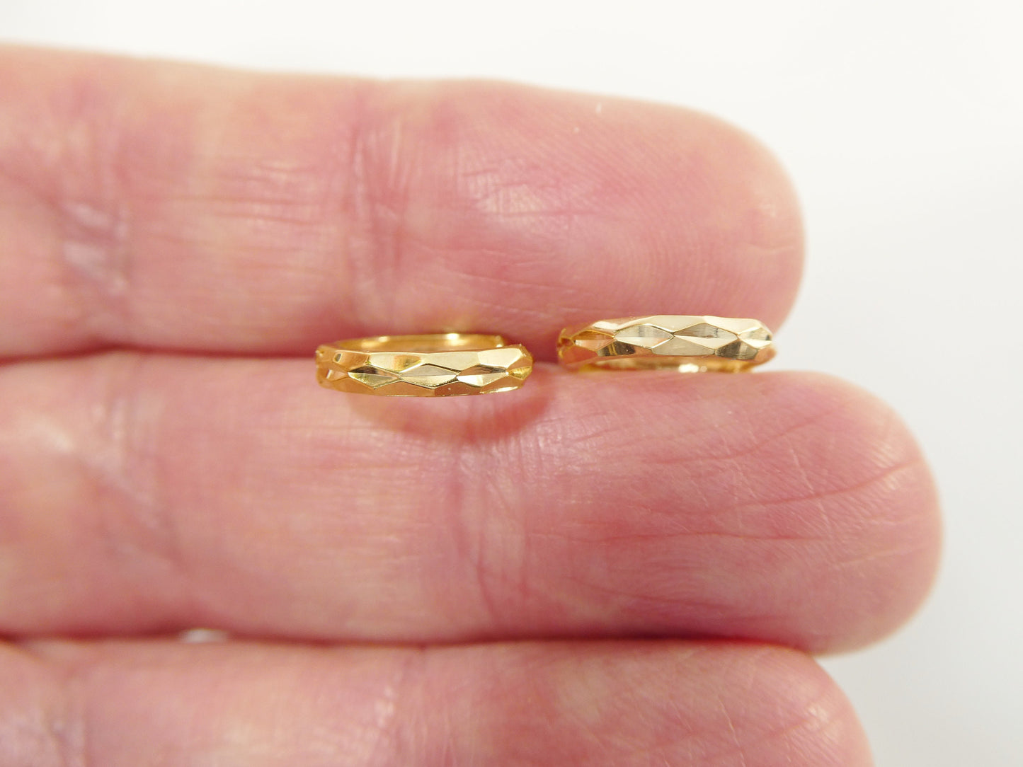 real 10k solid yellow gold diamond cut 12mm hoop huggie earring