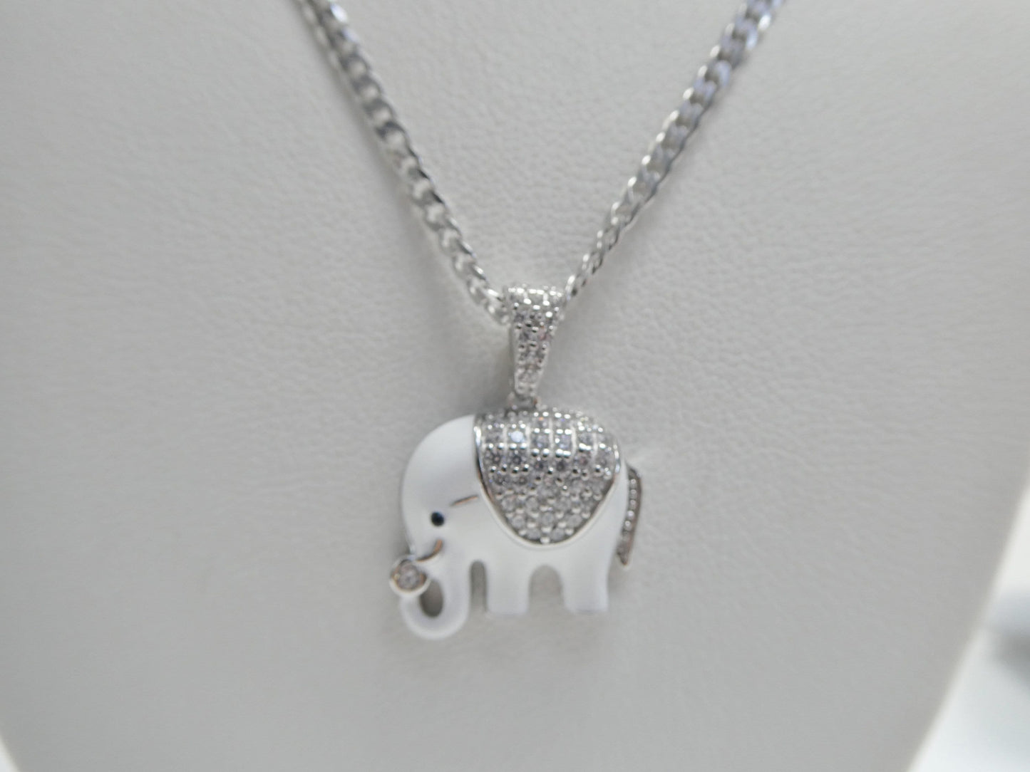 real 925 sterling silver enamel elephant pendent and 18 inch chain
