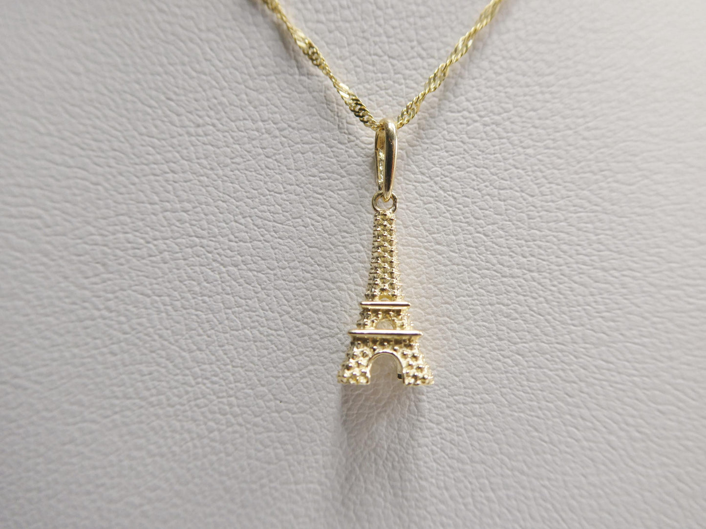 10k Yellow Gold Singapore Chain Necklace Eiffel tower Pendant