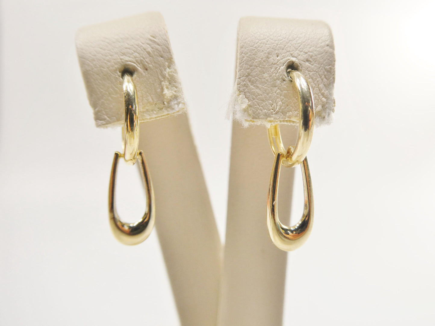 real 10k solid yellow gold paperclip dropping earrings
