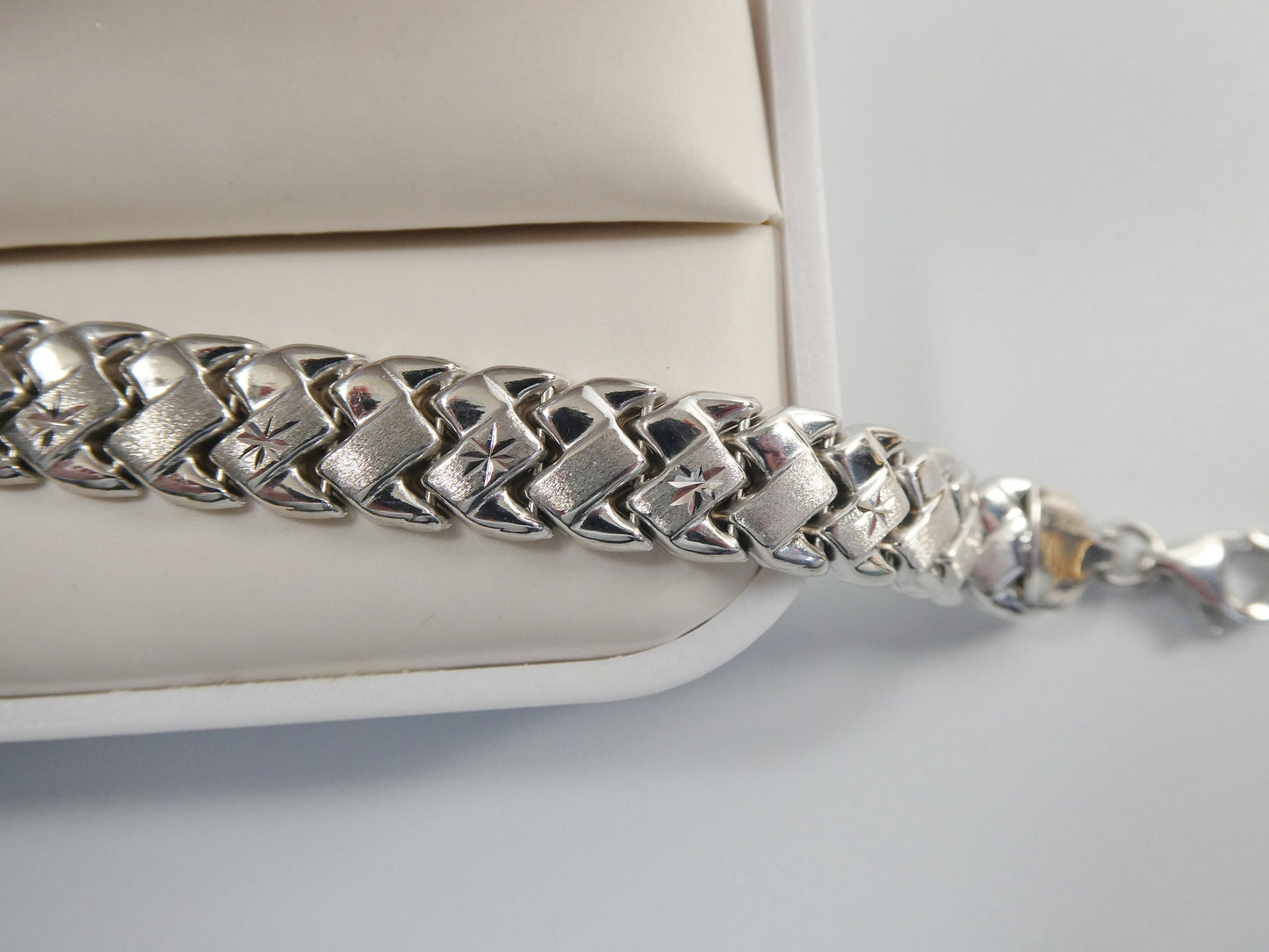 Sterling Silver Basket Style Necklace Bracelet Set - 14k White Gold Tone