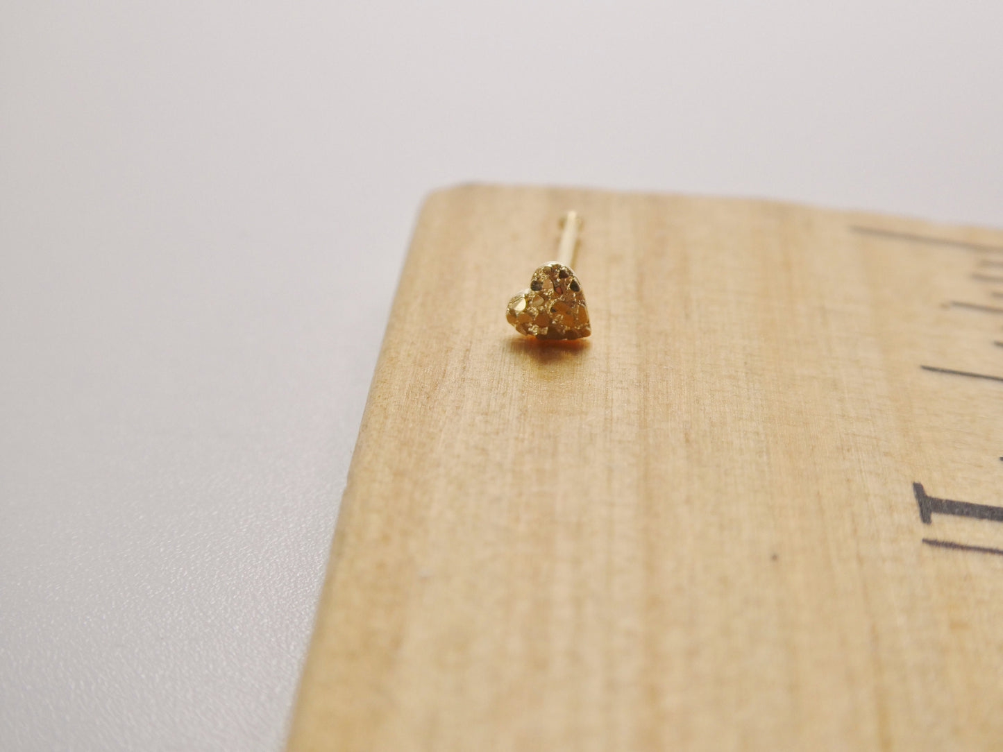 14k real solid yellow gold heart nose stud ring