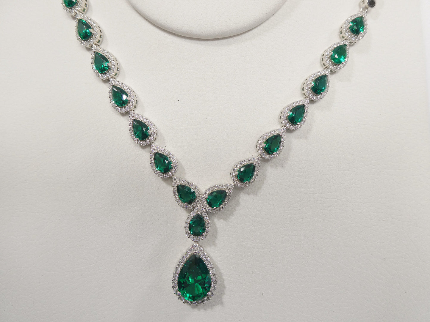 real 925 sterling silver teardrop emerald green women necklace