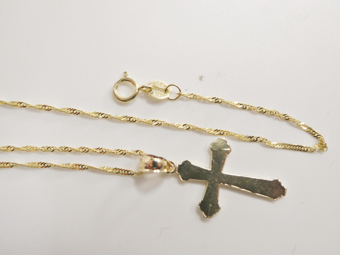 10k Yellow Gold Singapore Chain & Cross Pendant Necklace: 16 inch