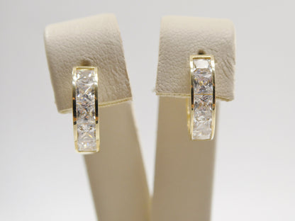 Real 10k Solid Yellow Gold Princess-cut Setting 14mm Hoop Huggie Earrings